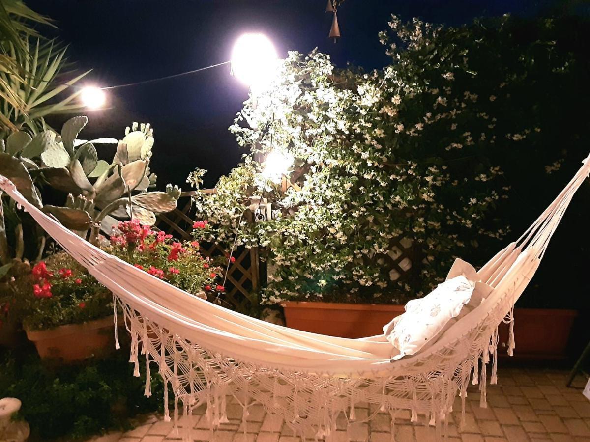 Mirella Charming Bed & Breakfast Alberobello Bagian luar foto