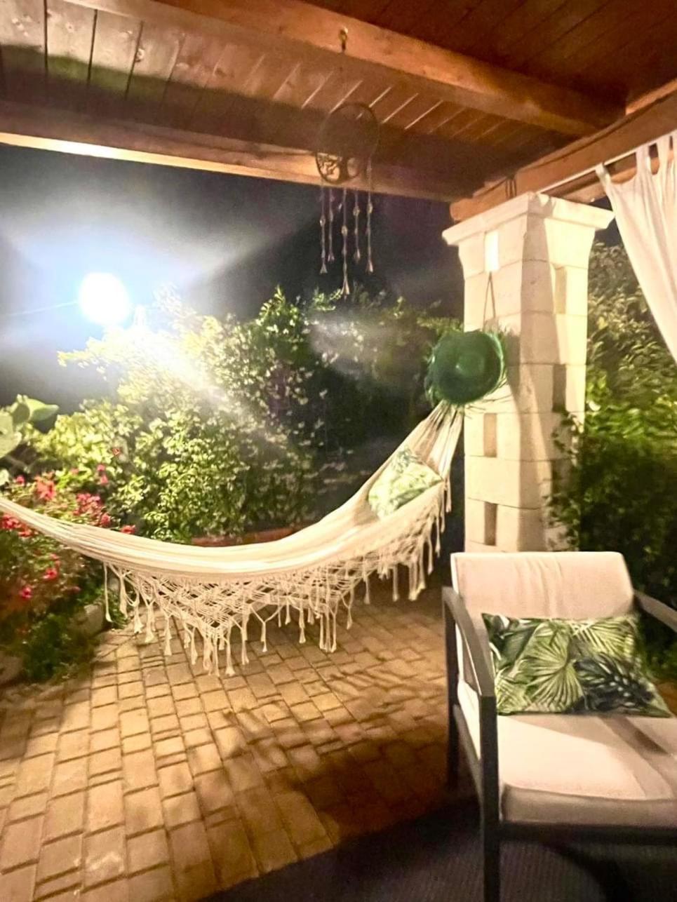 Mirella Charming Bed & Breakfast Alberobello Bagian luar foto