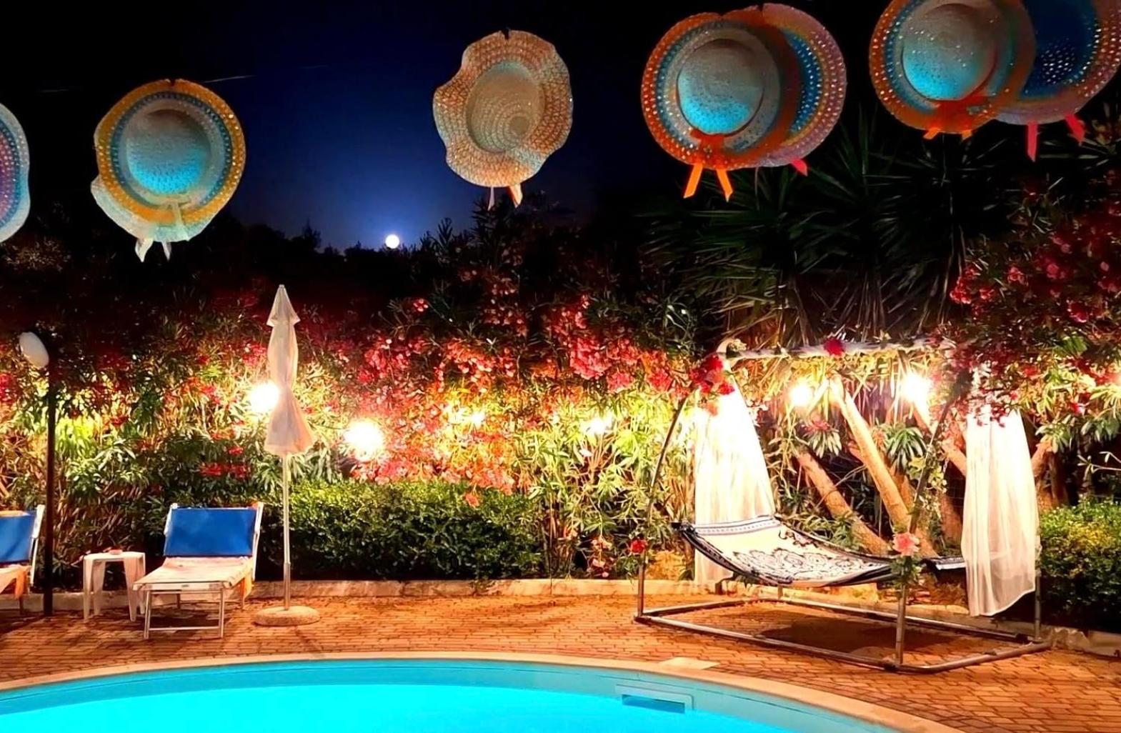 Mirella Charming Bed & Breakfast Alberobello Bagian luar foto