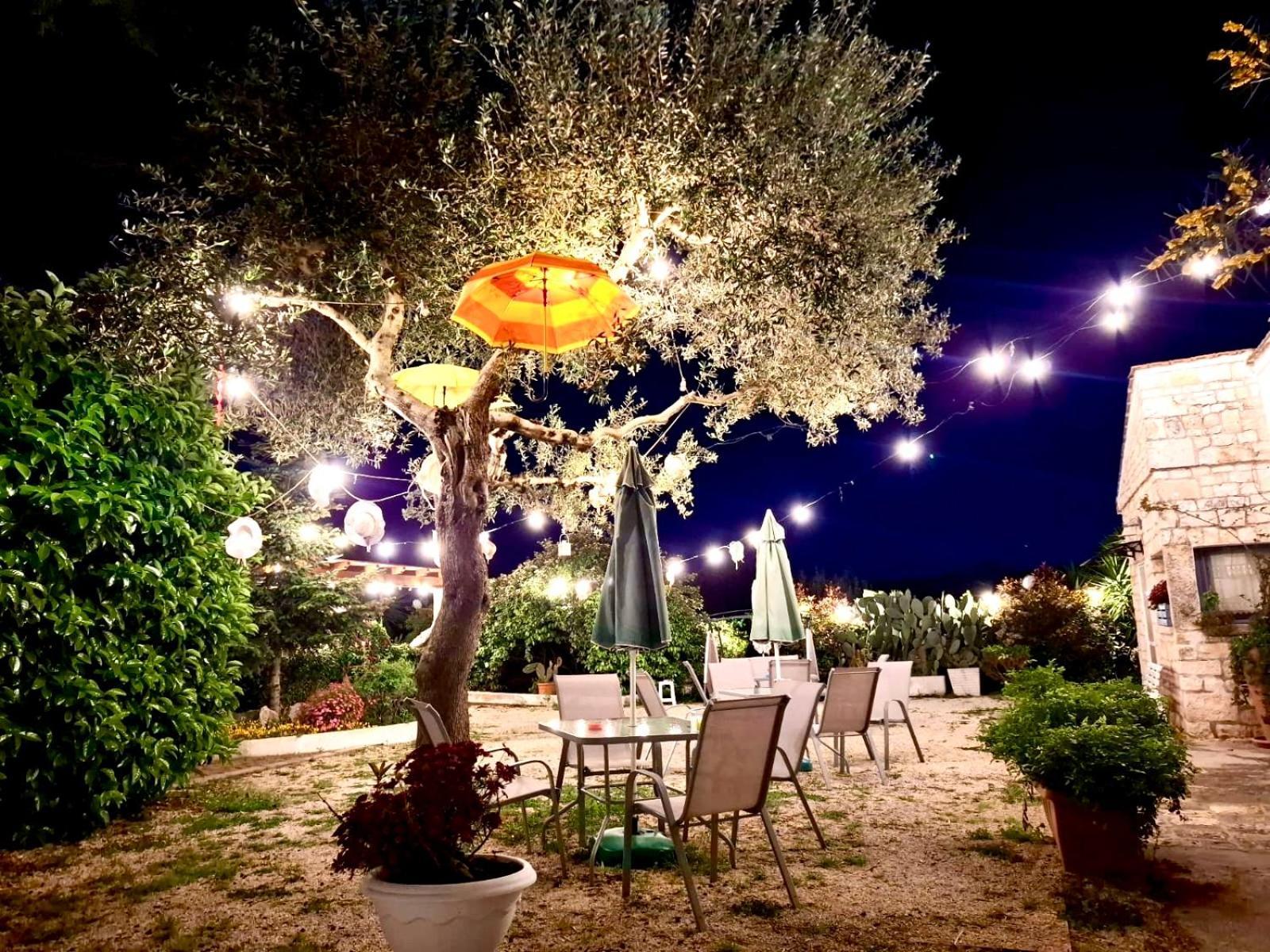 Mirella Charming Bed & Breakfast Alberobello Bagian luar foto