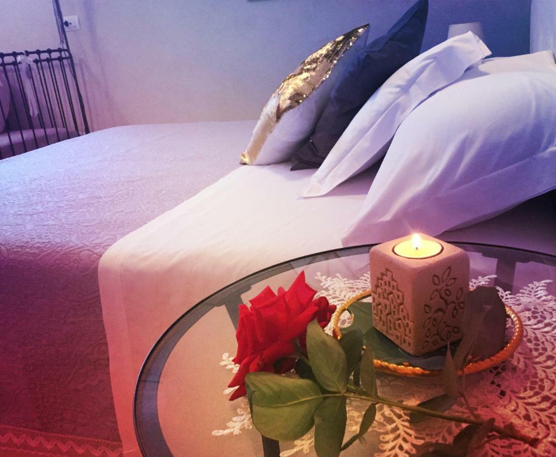 Mirella Charming Bed & Breakfast Alberobello Bagian luar foto